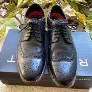 Men's Wing Tip Dress Shoes